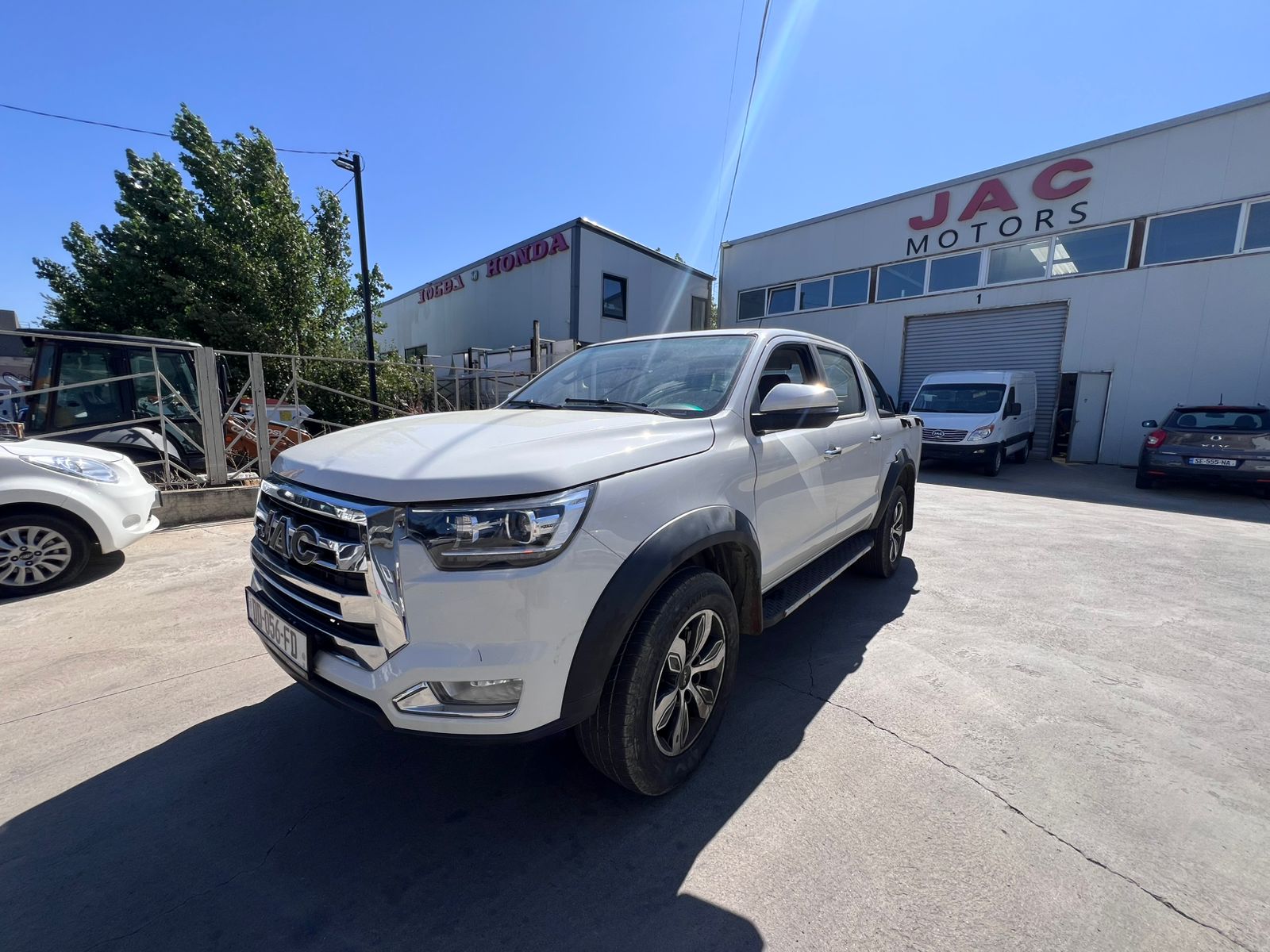 JAC T8 PICKUP USED